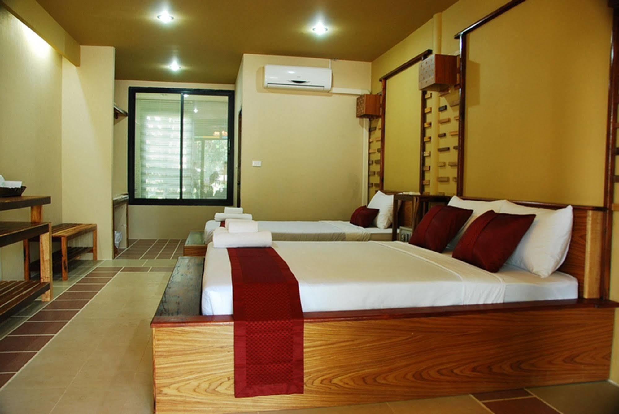 Boutique Raft Resort Ban Huai Maenam Noi Exteriör bild